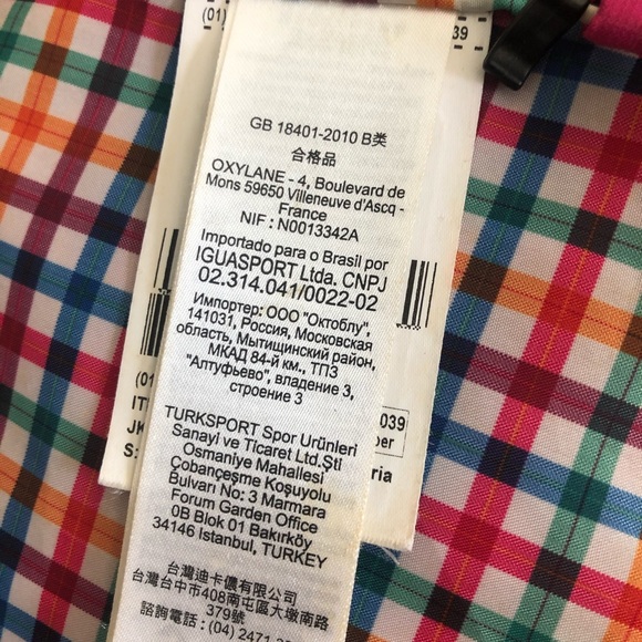 Mountain hiking/ rain jacket - Picture 6 of 10